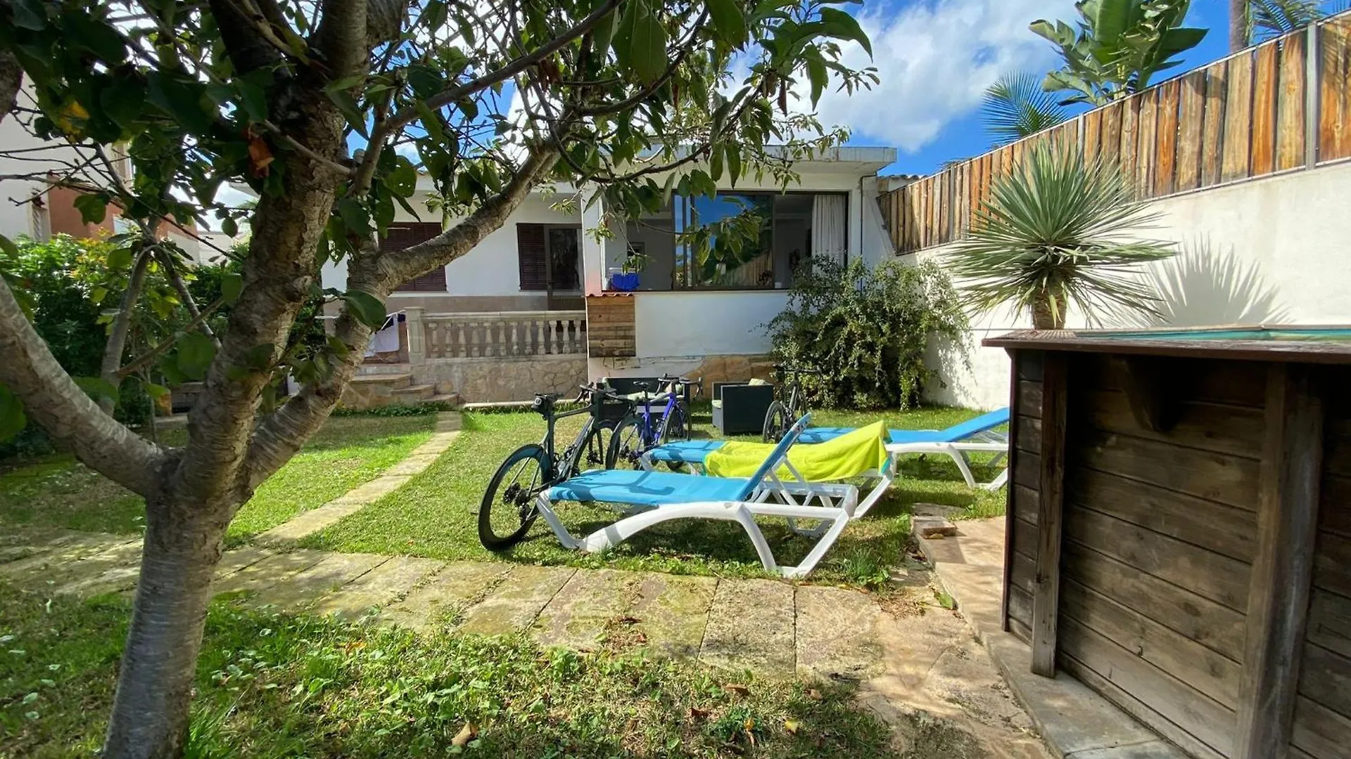 Holiday home Villa Es Tamarells Blue